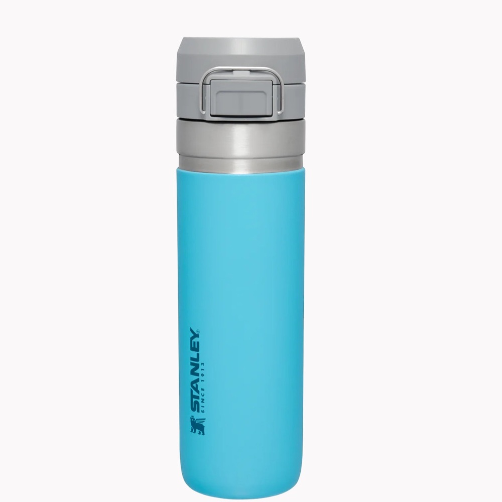 Stanley Quick Flip Go water bottle in Pool